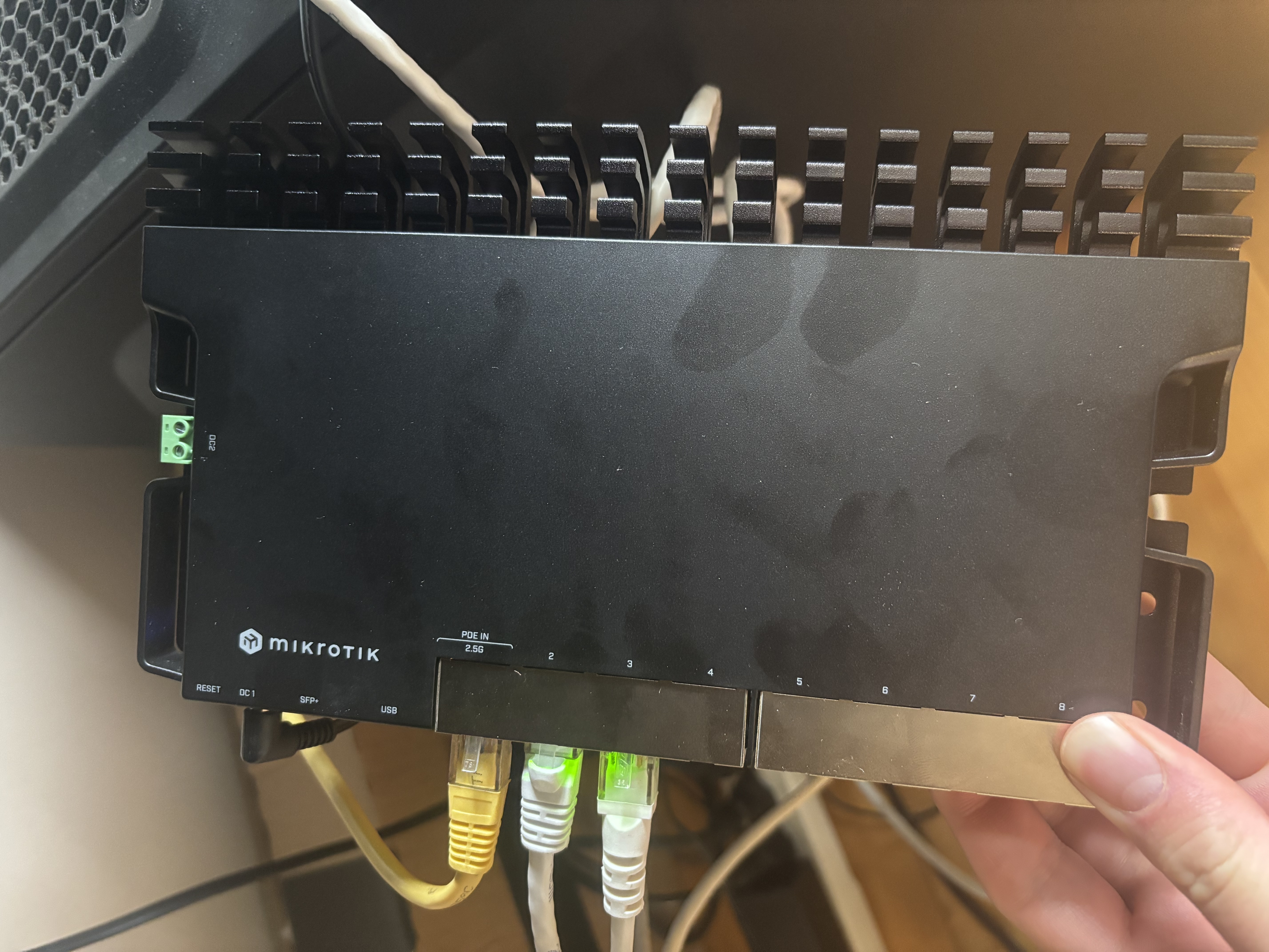 Netgear R7000
